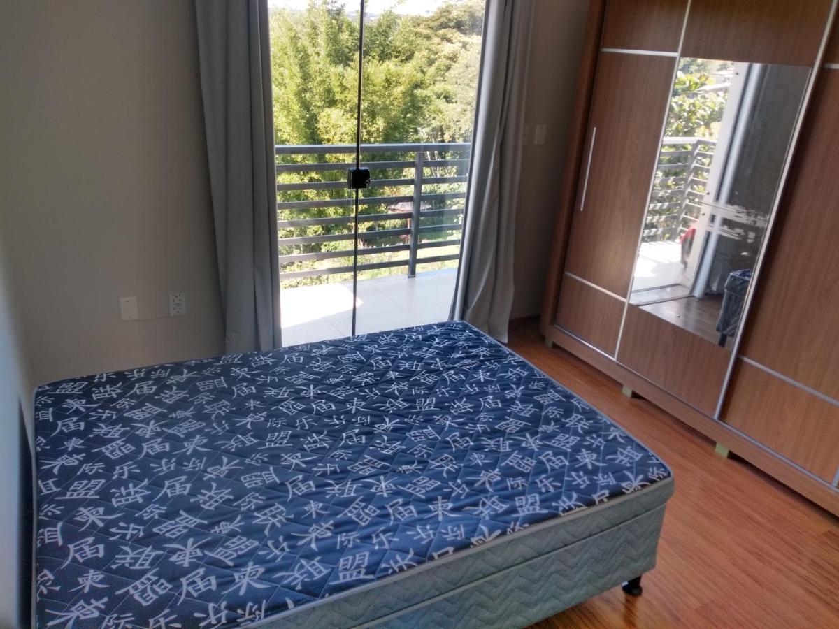Casa Com Piscina Fundo Pra Represa E Ar Condicionado Casinhabrancadevaranda Ijaci Εξωτερικό φωτογραφία