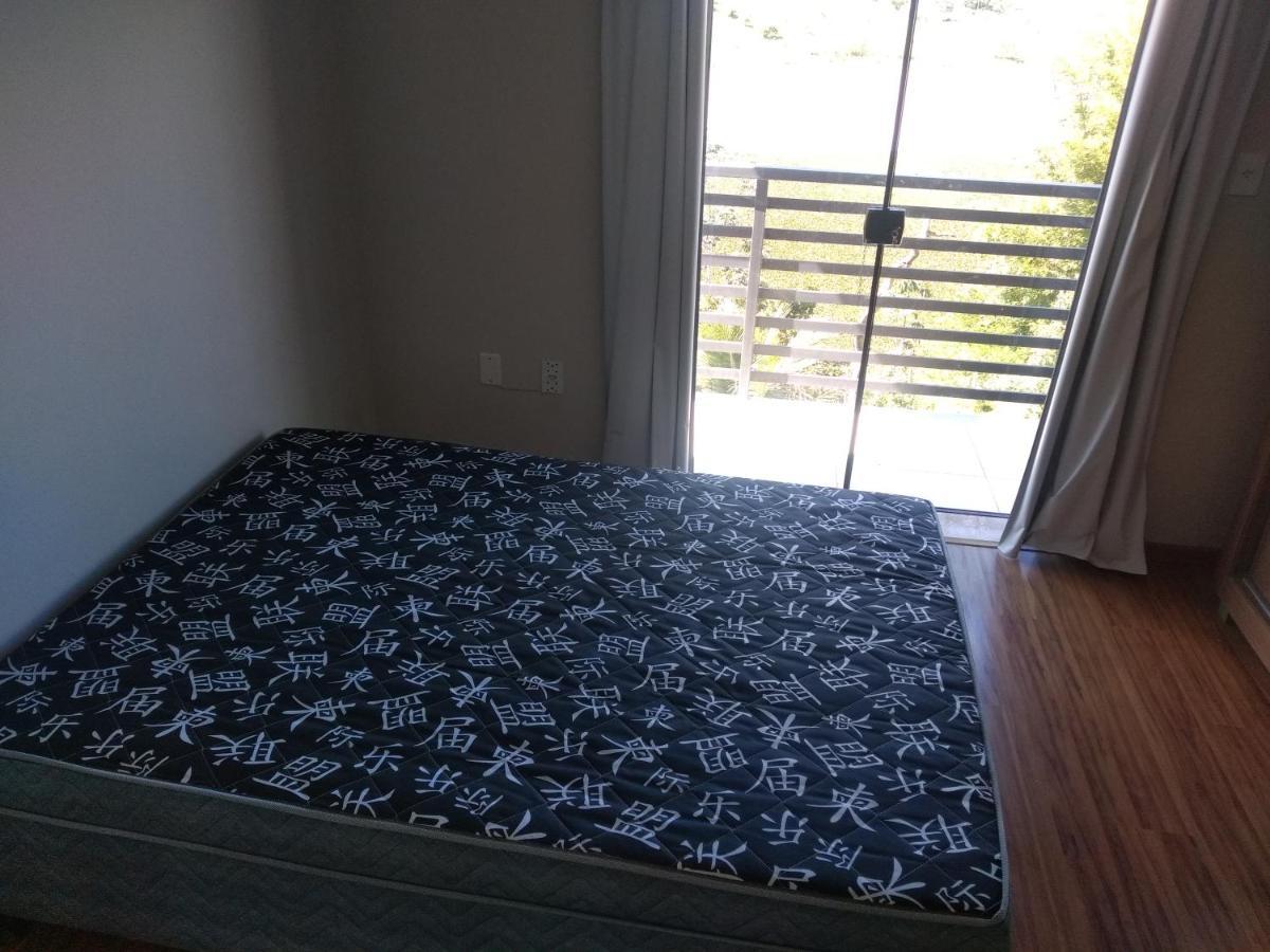Casa Com Piscina Fundo Pra Represa E Ar Condicionado Casinhabrancadevaranda Ijaci Εξωτερικό φωτογραφία
